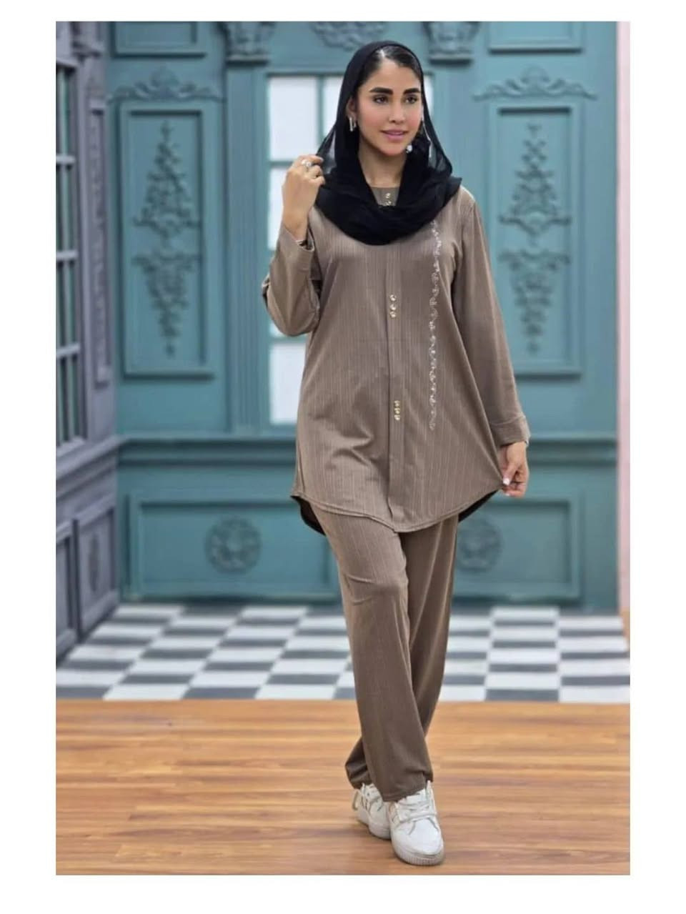 سوت نسائي جملة ✨
سعر الدرزن 70 ألف 💰
 مع توصيل مجاني 🚚 لجميع المحافظات، 
جودة ممتازة ومناسب للمحلات 📍 
العنوان: النجف الأشرف / حي النصر 
📞 واتساب وأرقام التواصل:
 *********** – *********** – ***********
 📩 راسلنا الآن للحجز
