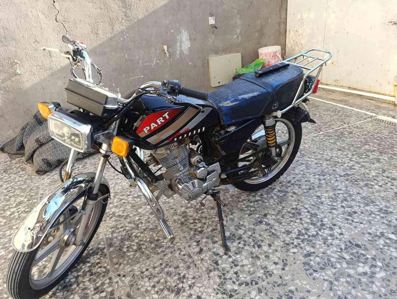 السلام عليكم دراجه خمسه گير اصولي كهربائات شغالات اشاير بريك گدام شغال دراجه كلشي ماناقصه
مكاني نجف حي ميسان متواجد فقط واتساب سعر 550
تاخذ دراجه كامله ‏‪0786 362 5185‬‏ رقمي واتساب
