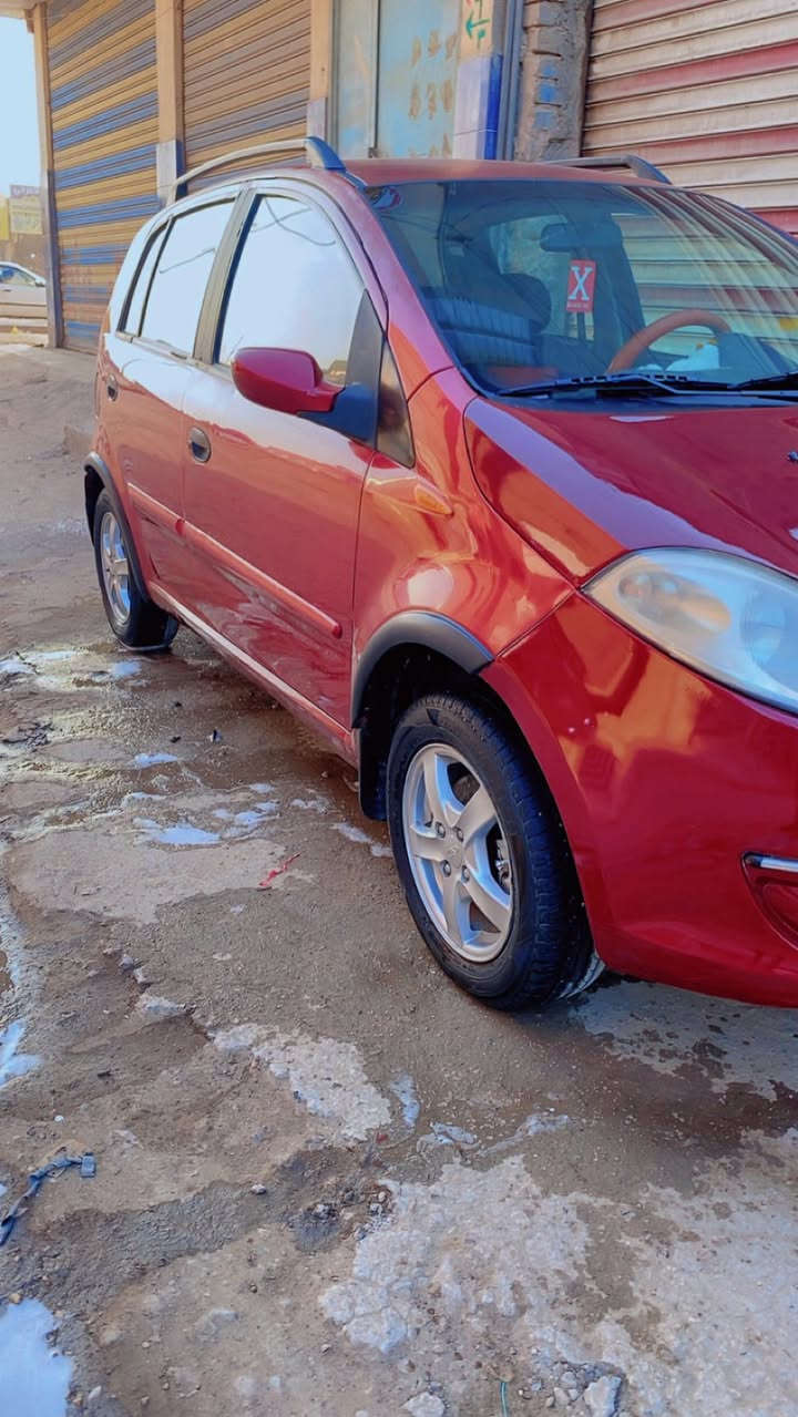 السلام عليكم شيري A1 ٢٠١٢رقم بابل السياره جاهزه من كلشي تبريد شغال تخم تاير حداديه جديده كير محرك وكهربائيات مكفول السعر٣٥ بيه مجال  قليل مكان السياره بابل الاتصال ***********
