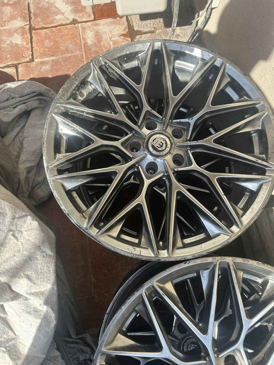 غراض جينسيس جي ٩٠ موديل ١٨ للبيع مكان بغداد الكرخ
***********
