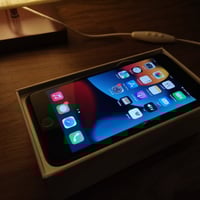 آيفون ٧ بلس • ١٢٨ • بطارية تحتاج تغيير