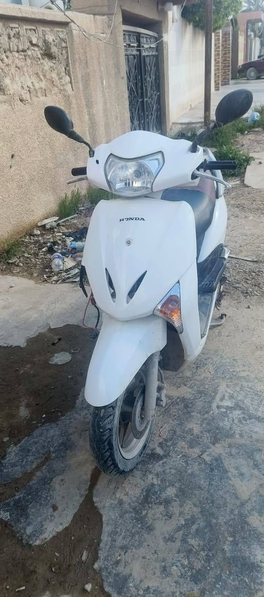 السلام عليكم عندي هاي الدراجه ليدي حديث مال رمبه اريد ابيعه الدراجه انطخت بل صفحه الشراي يجي خاص سامراء


**إذا كنت صاحب هذا الإعلان وتريد حذفه لأي سبب، رجاءا أرسل رسالة إلى الدعم الفني**