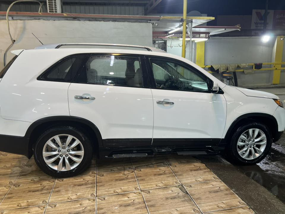 للبيع سورينتو ٢٠١٢ خليجي محرك ٦ سلندر رقم واسط باسمي السعر وباقي التفاصيل الاتصال على الرقم ***********
