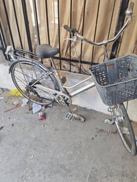 بناتي لبيع نضيف غير مستعمل تايرات جوبلس ب125 وبي مجال اتصل وتدلل مكاني...