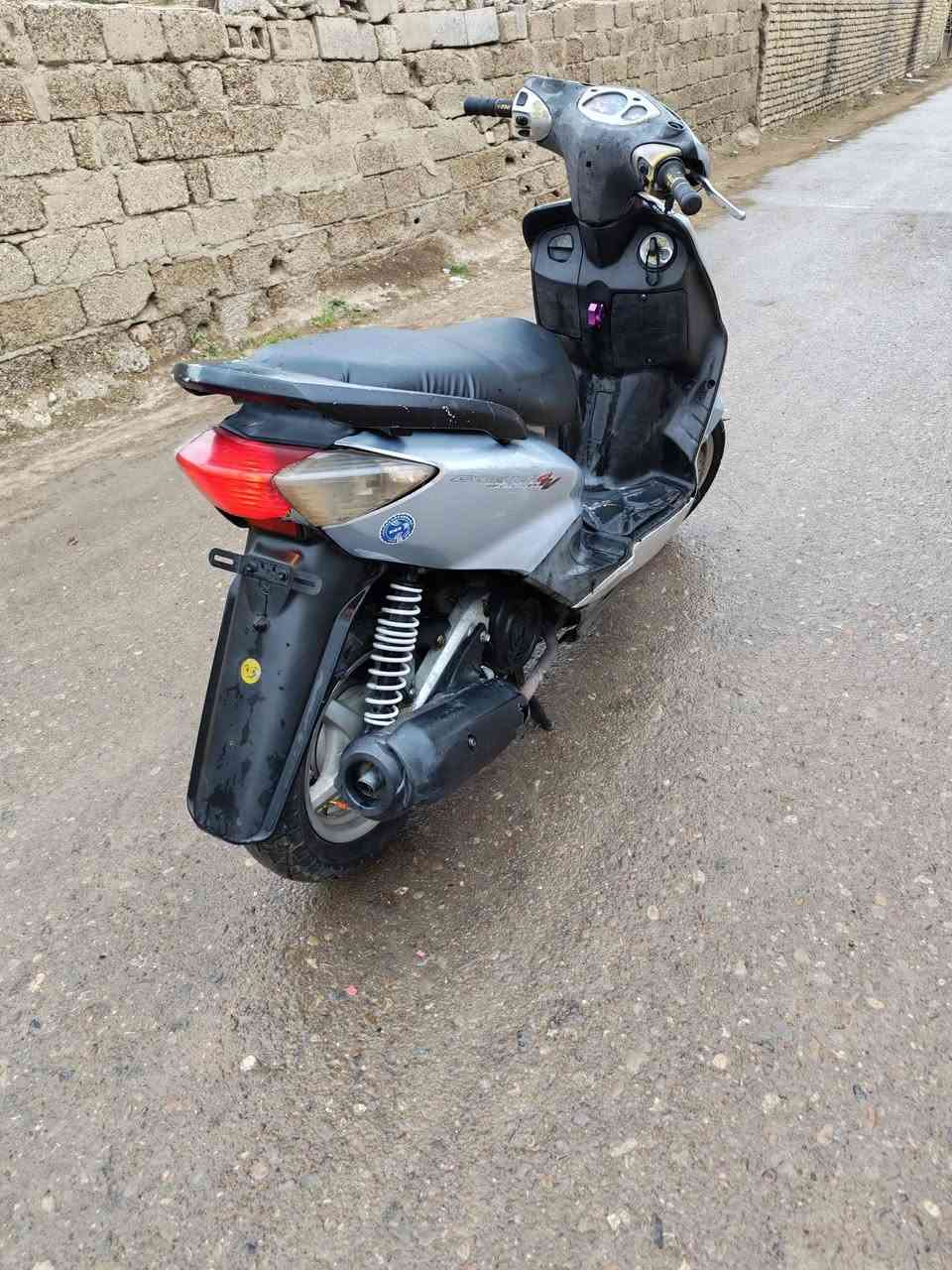 يالله سلام عليكم 
للبيع سكنس نكره سلف وهندر مكينه ناعمه وحلوه لادخان ولانضوح لايت زنون اشاير كيج سرعه وبانزين كله شغال تايرات نضاف اوراقها موجوده سعره 370 مكاني لزعفرانيه


**إذا كنت صاحب هذا الإعلان وتريد حذفه لأي سبب، رجاءا أرسل رسالة إلى الدعم الفني**