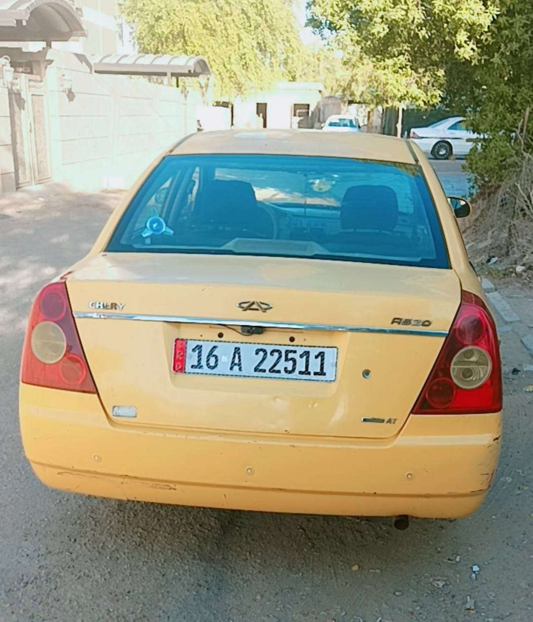 شيري A5 موديل 2013 رقم انكليزي قادسية
مكينة كايمة وصدر تعبان  داخل نظيف وتبريد ثلج 
السعر 25 ورقة وبي مجال حك الجية العنوان الدورة حي الصحة رقمي ***********
