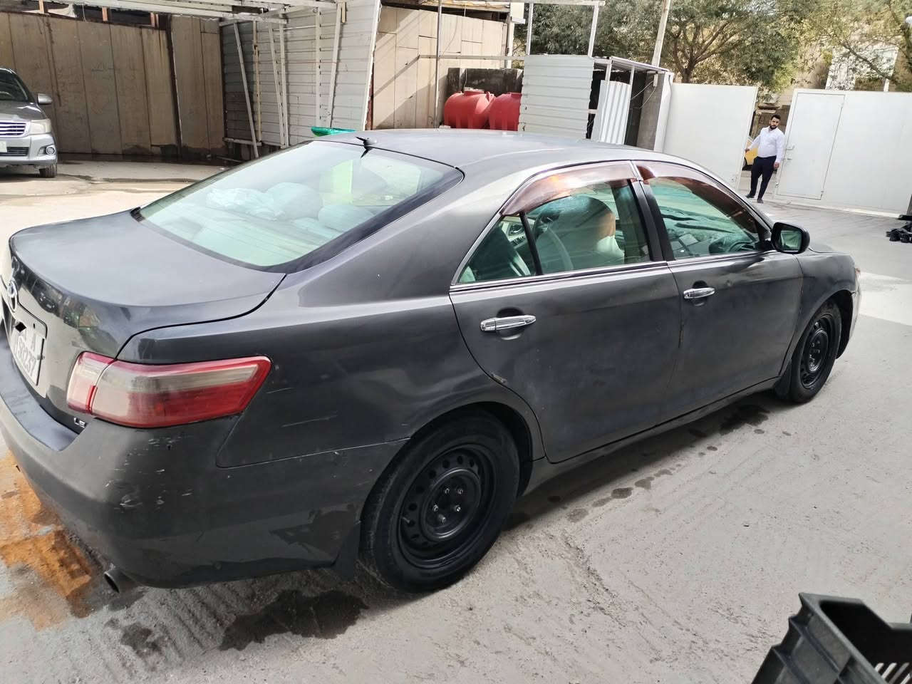 تويوتا كامري موديل ٢٠٠٧بيه قطعتين صبغ وبيه جراد محرك كير كفاله بيه جاملغ وبنيد
بغداد باسمي مكاني كربلءالسعر ٧٥ وبيه مجال ***********
