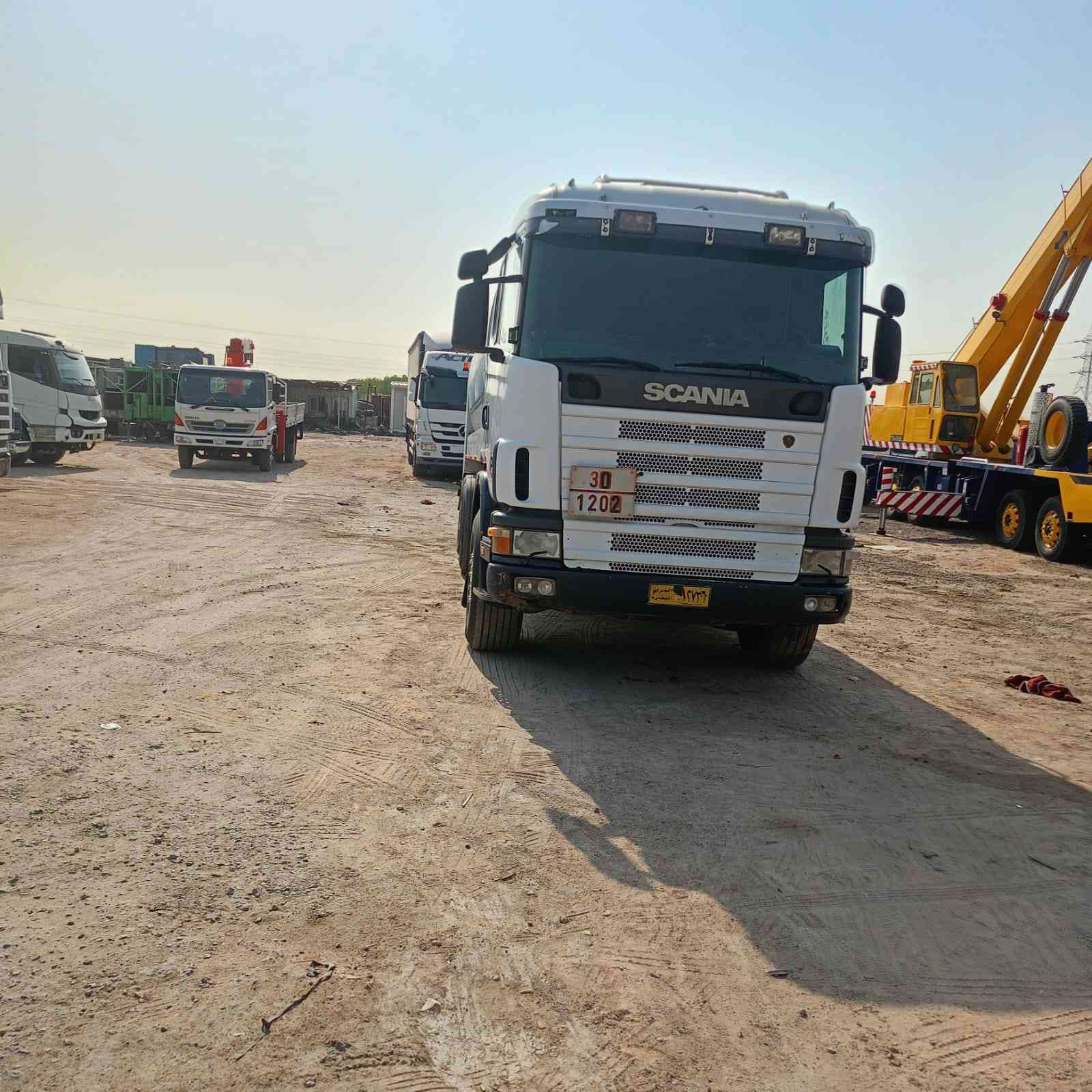 سكانيا تنكر موديل 2004  رقم بصره حجم المكينه انجكتر تانكي فافون / 22 طن / السعر 3 دفاتر ونص وبيه مجال /العنوان البصره الزبير الاستفسار الاتصال بالرقم / ‏‪+964 772 951 8007‬‏ / مكلف بالنشر ماجاوب بالفيس
