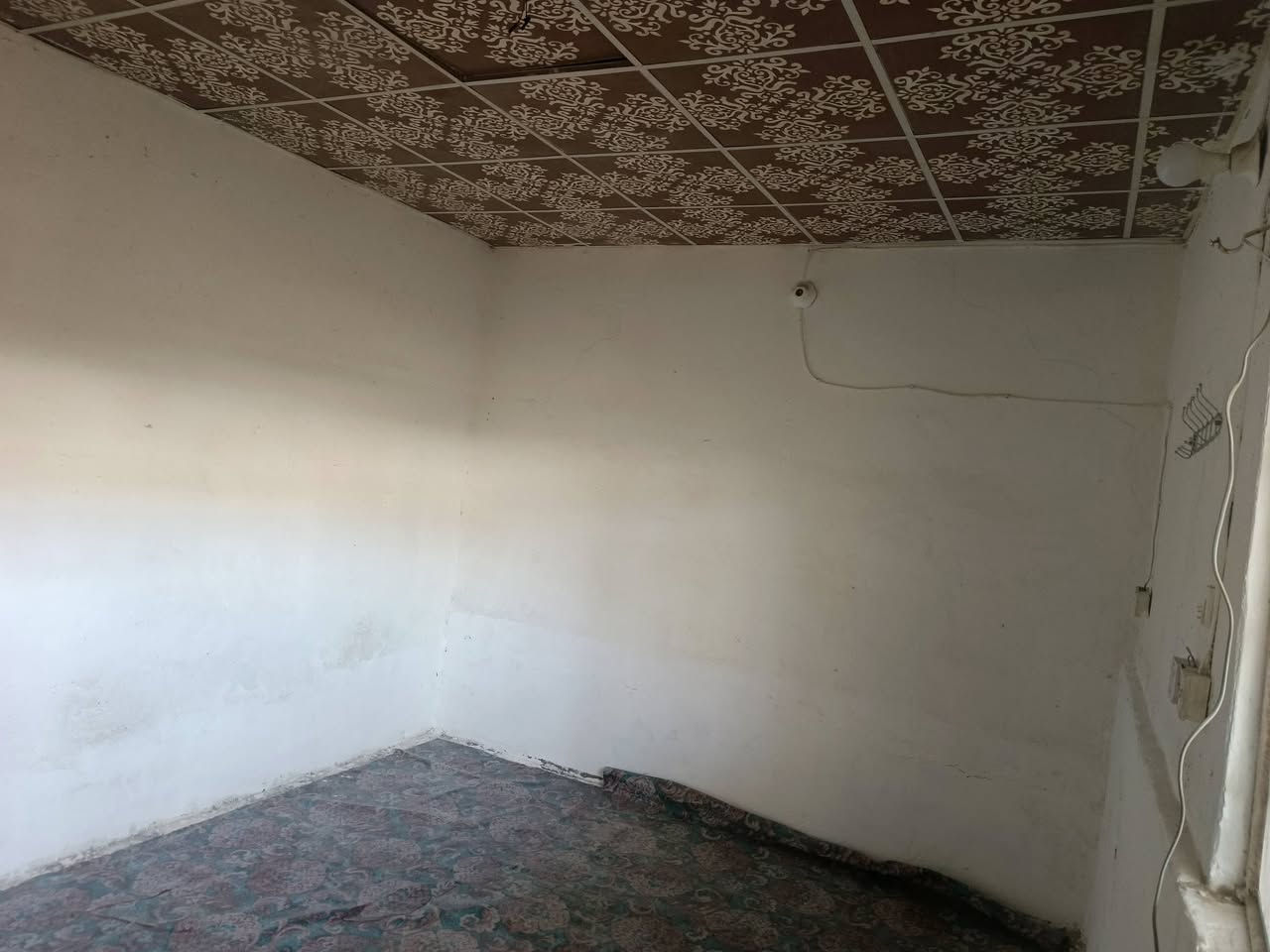 يوجد مشتمل الايجار
العنوان المشتمل الديوانية حي العسكري الأول قرب مطعم كباب نذير 
المشتمل يحتوي على غرفتين نوم ومطبخ وصحيات
المشتمل نضيف وعالي عن شارع
يبعد عن شارع العام الرئيسي 100متر

اي استفسار اتصال على ارقام التاليه
*********** بإدارة ابورقيه العرداوي للعقار
***********
*********** بإدارة ابوامجد الكرعاوي للعقار
*********** هذه الرقم بي بس واتساب فقط
ومراجعة المكتب اسم المكتب الغيث للعقار
عنوان المكتب حي العسكري الاول قرب مطعم كباب نذير الشارع مباشره
