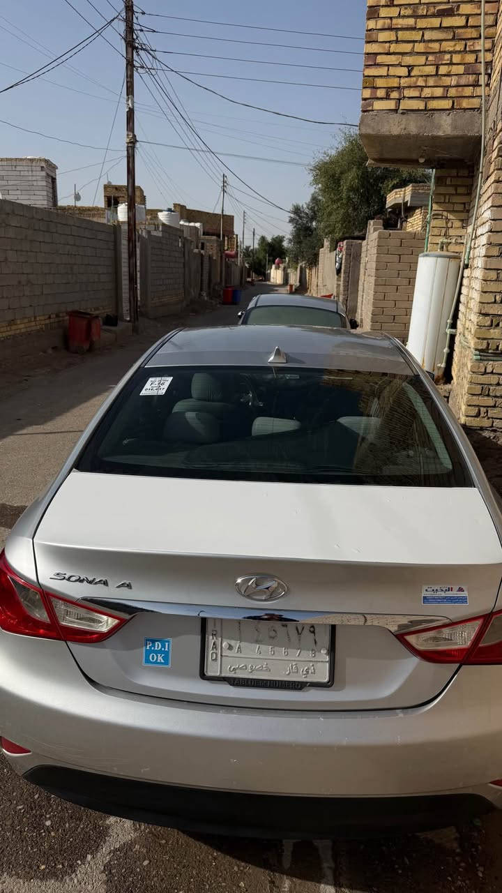 سوناتا 2014 واردي امريكي 
حادث باب السائق مصيوغ وبنيد مبدل نفس اللون وباقي السيارة ليبل واحد سيارة نظيفة كلش مكينة مفتوحة معلاية كازكيت عن الدوانز تخم تاير وتبريد ثلج وشاشة كبيرة 
رقم ذي قار حره صاحبها يريد تحويل 
السعر 112 وبيها مجال قليل 
واتساب *********** ناصرية, ذي قار
