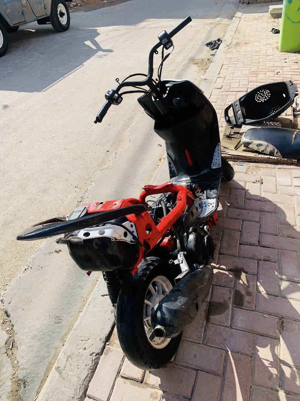 سلام عليكم شباب دراجه لبيع مال لعب دراجه معمره جديد مكينه ٥٥ شلعه معدل كلج رياضي بجم اربعه هندر شغاله سعر ٣٠٠ مكاني بغداد مدينه صدر *********** 👍
