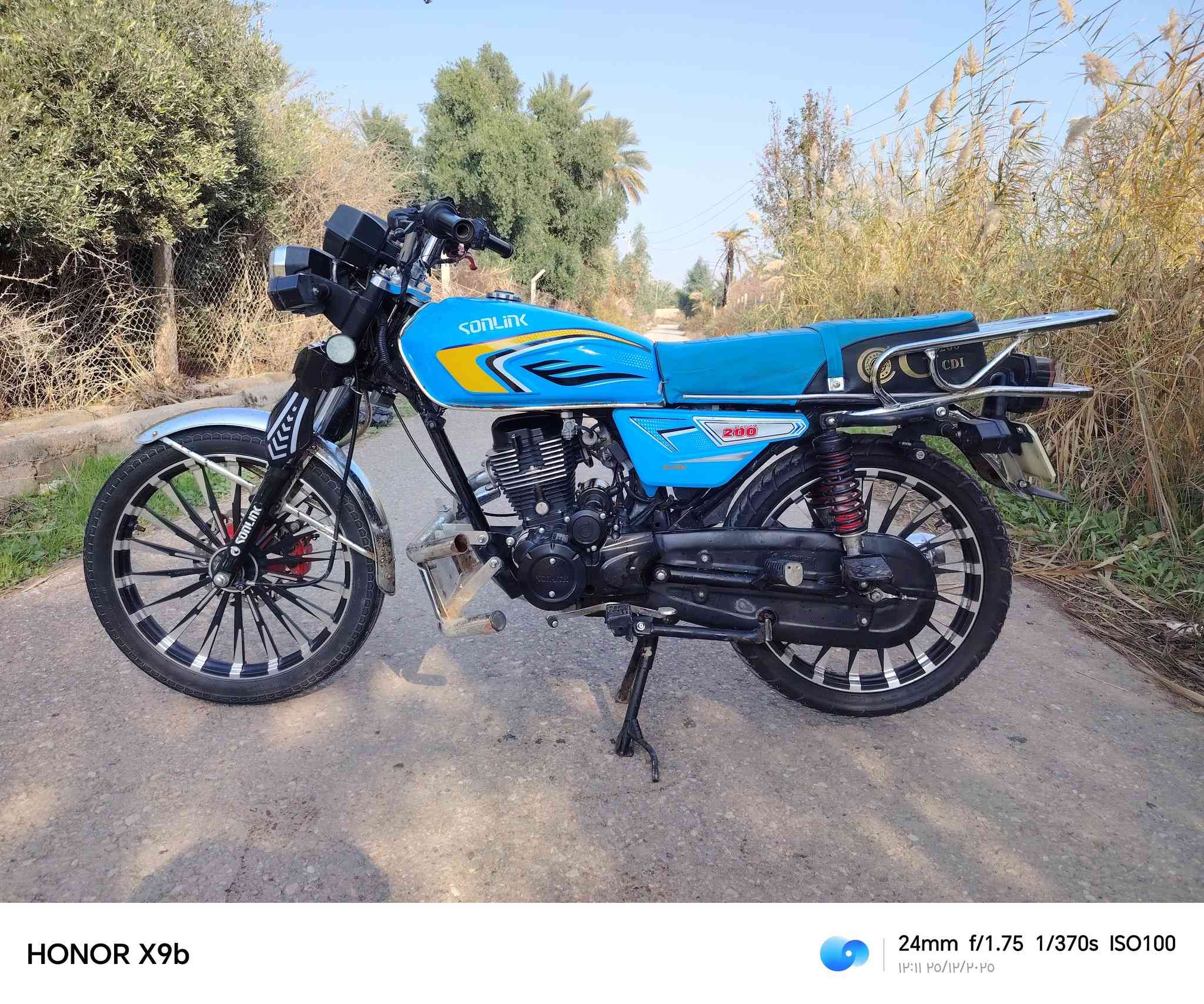 اقرا المنشور يلا اتصل او تراسل
سلام عليكم           عليكم السلام 
عندك دراجه للبيع.         نعم سيفان سولنك
ياموديل                          موديل 2024 شكل 2025
شبيه مابيه نواقص.           كفاله عامه 
اوراق موجوده.                   نعم موجوده ((6)) اوراق شرط ترقيم
وين مكانك                         ديالى الخالص سعديه الشط 
بيش رايده                           تعال خاص وتدلل او اتصل
دزلي رقمك.                        ***********
 الدراجه كفاله عامه المو شراي لايتعبني ولا اتعبا
