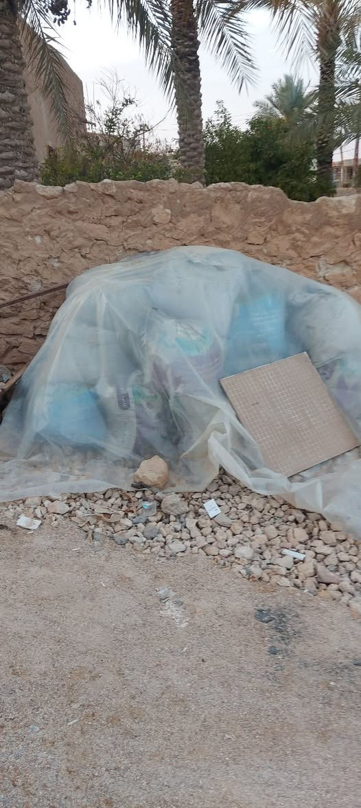 السلام اسمنت القائم أكياس تحميل بي اكثر من ٥٠ كيلو واسمنت جياس الجيس ب ٤ الاف ورمل جديد مال صب درجة أولى حمل كلابة

***********
