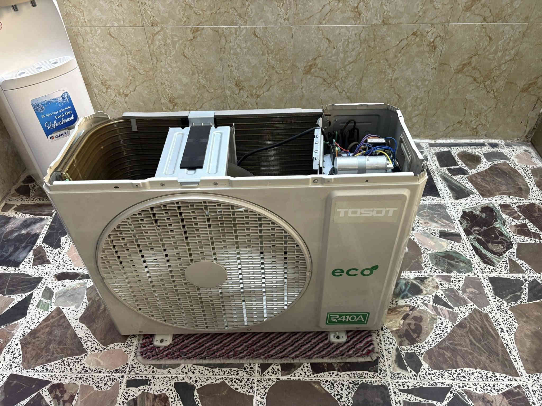 سلام عليكم
سبلت توسوت 2 طن حار بارد 
بلادي ممصلح غاز 410 
نظافته  95‎%‎  غازه مقفل 
كامل ملحقاته بدون نقص
ضمان 15 يوم 
السعر  450 الف
***********  بغداد حي الجامعه
