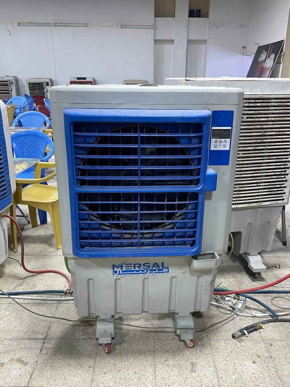 كونفيرة مضلعة عدد2
سعر الوحدة ١٣٠ الف

كونفيرة حجم كبير
سعرها ١١٠ الاف
بغداد سبع ابكار
***********
