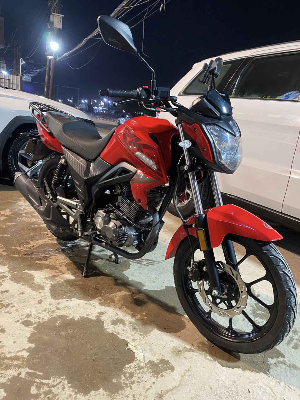 أر كي ٢٠٠ دراجه كفااله نضيفه كلش دراجه بسمي ثاني يوم تحويل عارضهه ب٢٥٠٠ 
رقمي ***********
