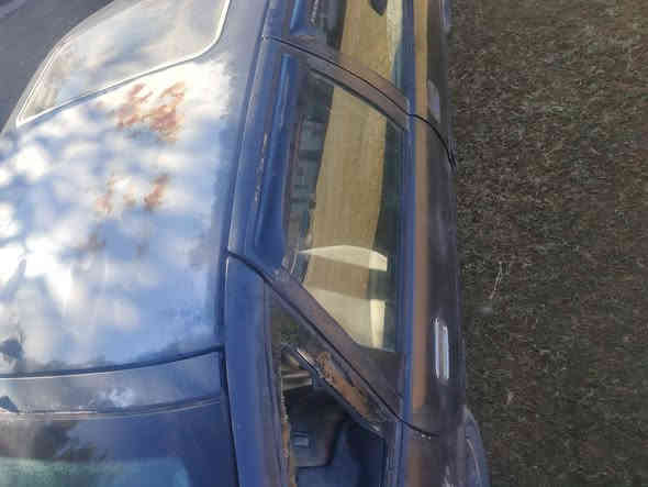 سلام عليكم ورحمة وبل حجم عشرين كيرمحرك كله شرط كهرباء كله شقاله ترهم مراوس سعر12رقم ديالي رقم لاستفسار ***********
