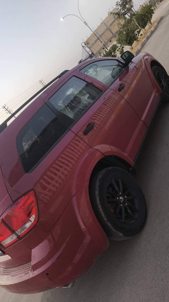 السلام عليكم شباب 
ادوات ادوات ادوات 
جورني دخول جديد 
موديل 2018 گصه جنطه 
گير ومكينه وحداديه وتبريد كفاله متومه لوحات وسنويه 
على الرقم الشاصي البلادي 
اربيل انكليزي
 سياره جاهزه من كلشي 
السعر 57
العنوان ناصريه مركز 
***********
