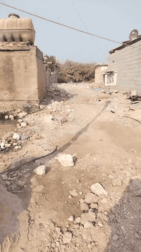 قطعة ارض سكنيه للبيع في منطقة بوب الشام خلف القوس 150متر تجاوزالسعر 6وبيه مجال منطقه مجاري وكهرباء ومهيئه لتبليط للاستفساراتصال على الرقم ***********
