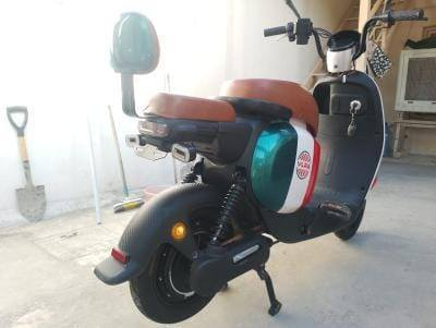 سلام عليكم شلونكم اخوتي هاي الدراجه للبيع  شركتهه اسمهه vlra
الله شاهد دراجه كلش نضيفه تجي وشوف بعينك سعره (350) وبيه مجال مكاني جسر اديالى الجديد هاذه رقمي بيه واتساب ***********
