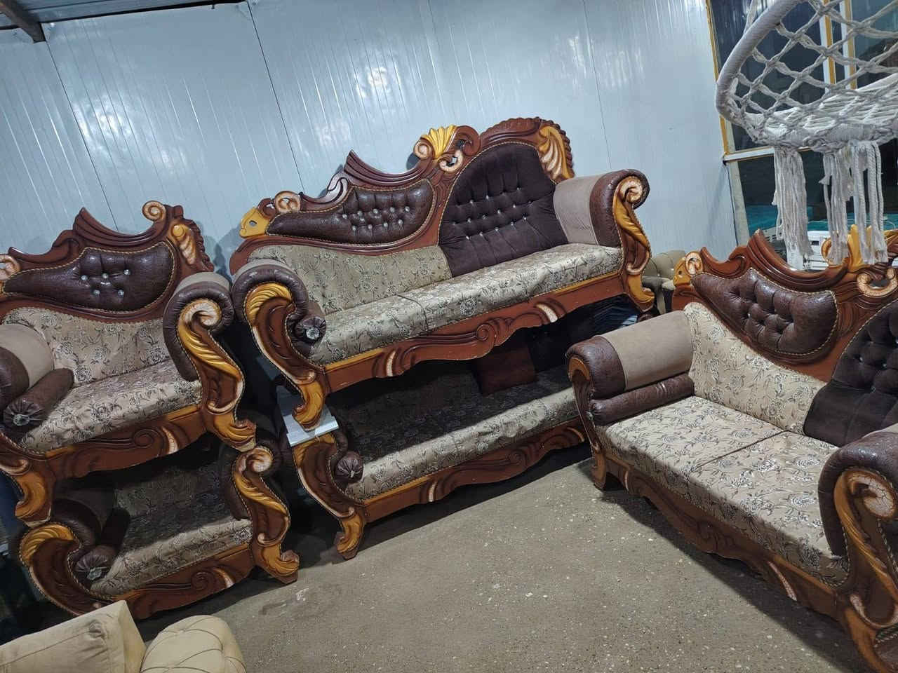 اغراض واثاث منزلي باسعار مناسبه
كل مايحتاجه المنزل من اثاث
مستخدم وجديد
#للاستفسار #الاتصال ***********
#اومراسله الصفحه
