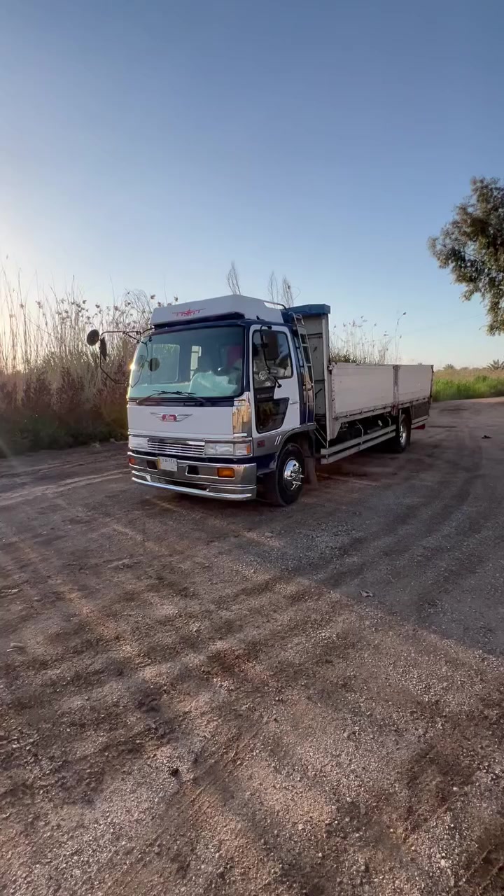 السلام عليكم هينو طيره سياره جاهزه مابيهه اي نقص تفاصيل داخل المقطع مكاني كربلاء الحسينيه السعر.  115.   وبي مجال ***********
