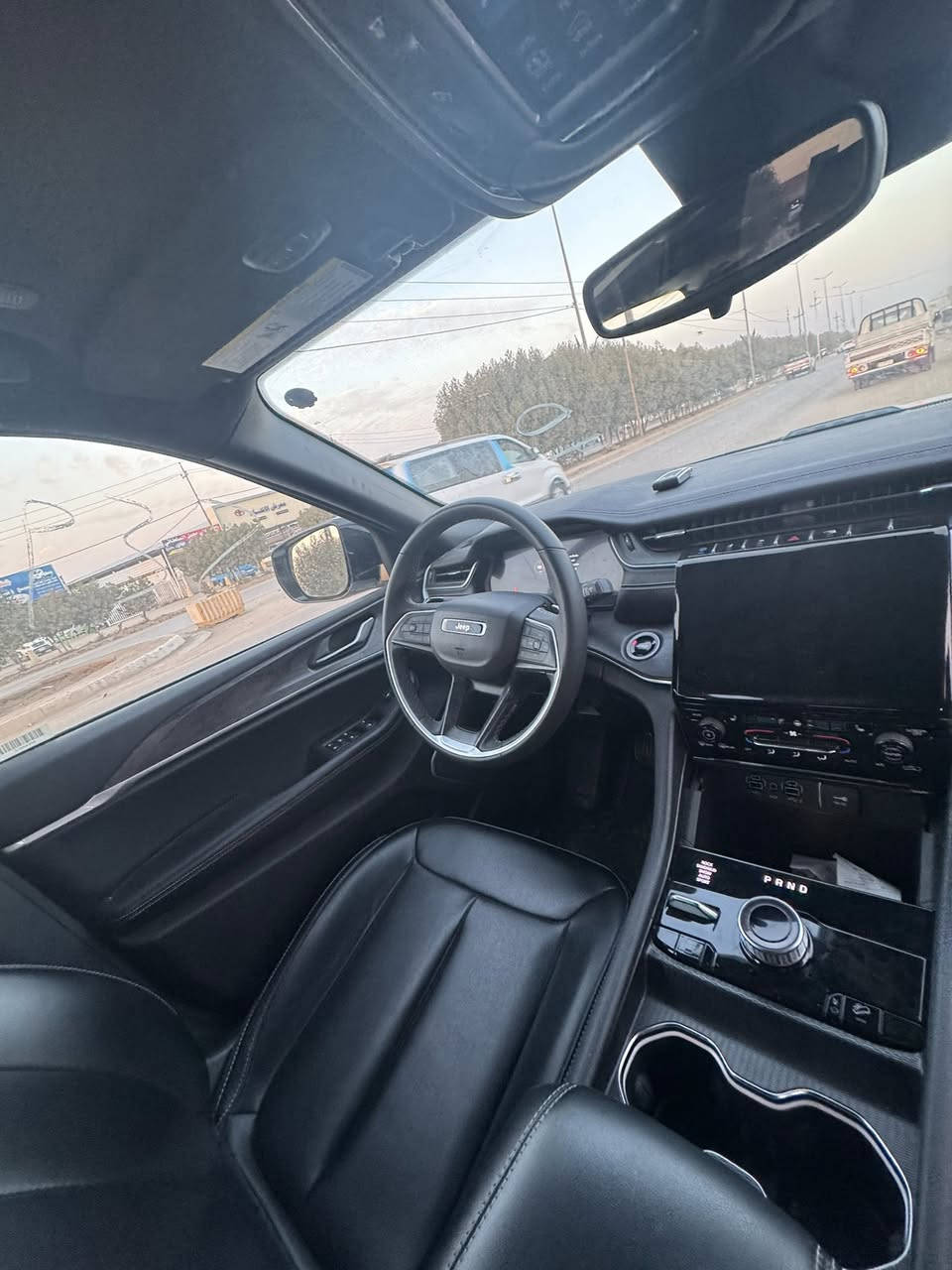 جيب لمتد وارد كلين تايتل
مكينة 2000 تيربو 
بانزين+هايبرد+بلك ان
مواصفات فول
رقم بغداد
السعر:$35.000
للاستفسار:***********
