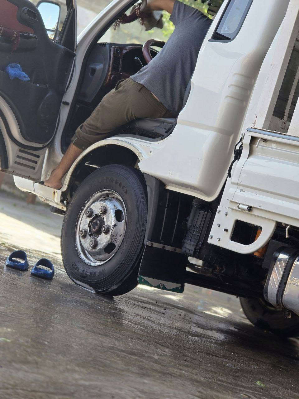 كيه البيع مديل 13محور 14تبريد تتفه تخم تاير مكينه جديدة السعر 105 مجال ورقتين قفل بس الشراي رجان اني مكلف بنشر تفصيل اكثر اتصل ***********
