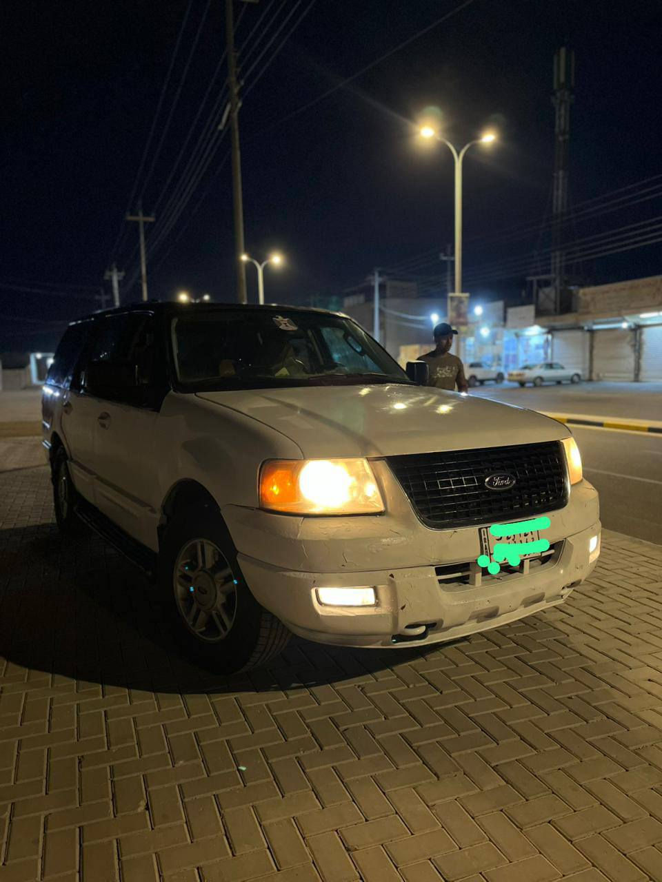 سياره فورد اكسبديشن موديل 2004 ادوات ادوات
سياره مكينه وكير بلاديات 8سلندر البدي مصبوغ ضربه مابيها ولاكصه السياره بيها ملاحضات مثل يرادلها دكمه جامه والباور بي ثكل وبعد ملاحضات بصيطه
45ورقه وبيها مجال للشراي 
مكاني بصره ابو الخصيب السيارا للبيع او مراوس 

***********
