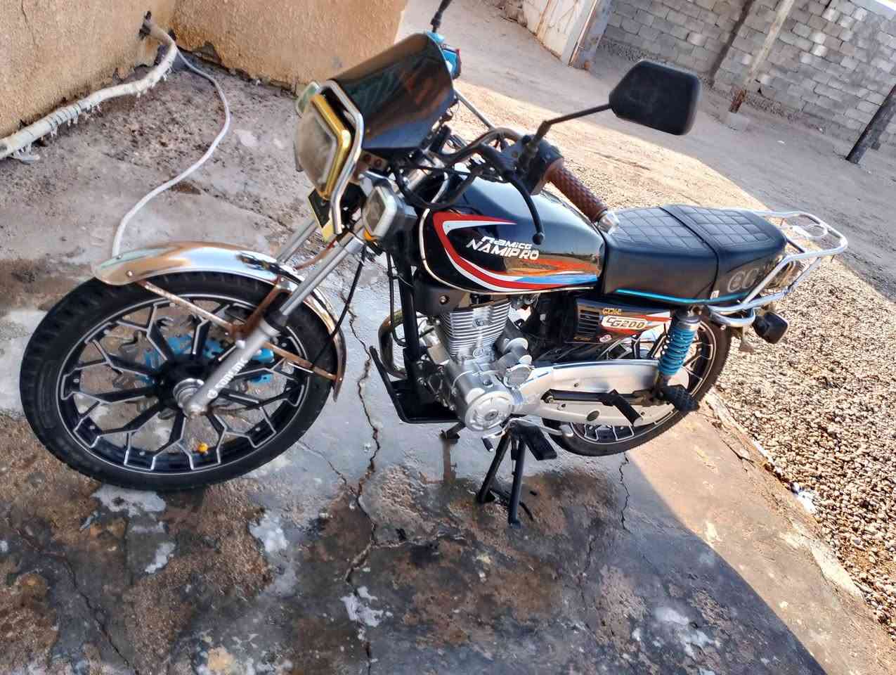 السلام عليكم
للبيع ايراني ناما برو موديل 25 بعدها زيرو ماشيه 1700 
محرك 200ccشاشه الكتروني بيها بلاتوث كهربائيات شغاله تشغيل عن بعد جاهزه من كلشي مابيها نقص اوراق منفيس السعر 800 وبيها مجال قليل مكاني الفلوجه الكرمه 
الاستغفار ***********
