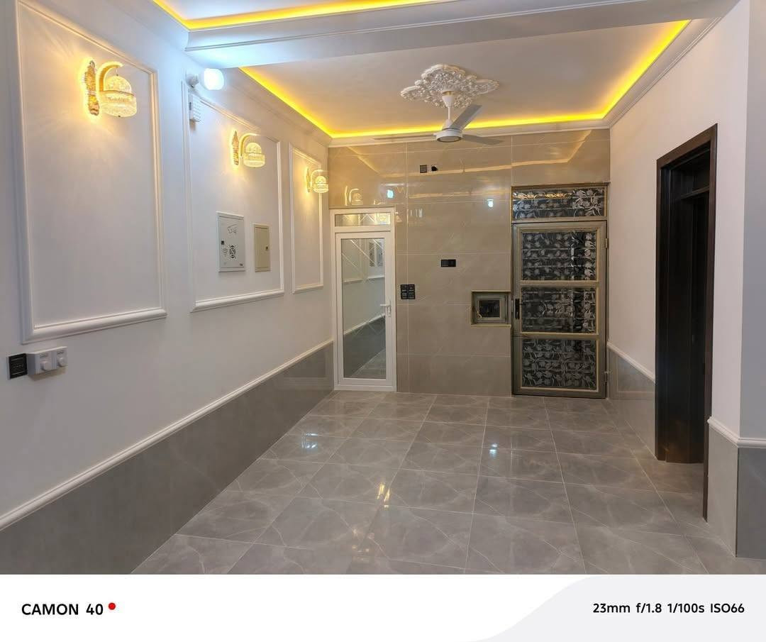 💎🔹مكـ✯͜͡المصطفى𝄠ـتب▪️💎

((بسم الله الرحمن الرحيم))
🏡     🏘      🏚 

السلام وعليكم   

#يوجد_بيت_للبيع

#العنوان  الفلوجة 
#المنطقة حي الخضراء// خلف جامع #التقوئ

✅المساحة : 250م
⬆️ الوجة : 12.50م
🏞️النزال : 20م
 
غرف 2
استقبال 
صالة
مناور 3
مطبخ
صحيات 3
الجدران سيراميك
الارضية سيراميك 
السقوف جبسن بورد
حديقة + كراج سيارة 

                       #بناء 🧱 : طابوك 
      
     #شارع 🏞️⬆️⬆️ : 10م كامل الخدمات من تبليط مدارس اسواق 

  #السعر_محدد_من_قبل_البائع 
    
        
        ⚖️⚖️   نوع الملك : طابو صرف تحويل مباشر  🏙 

            #السعر💰💸:  170 مليون وقابل للتفاوض 

♦️الاستفسار 📥 عنوان المكتب شارع المنجزات محطه 

للاستفسار : مراجعة مكتب المصطفى 

  #السعر_محدد_من_قبل_البائع

💯علماً البيت جاهز للسكن🗣️
     
        ((شعارنا المصداقية)) 
،،،،،،،،،،،،،،،،،،،،،،،،،،،،،،،،،،،،،،،،،،،،،،،،،،،،،،،،،،،،،،،،،،، 
📬فقط ارسال المعلومات  على الواتساب او الاتصال على هواتف المكتب 

🤳متابعة الصفحه يصلك كل ماهوة جديد
⏪ملاحضه: السعرالعقار  يحدد من قبل البائع

  🏘️بيع وشراء الأراضي السكنية والزراعية وكافة

 العقارات🏘️🌐Anbar Fallujah_ الانبار الفلوجة🌐.

       ((««نستقبل هواتفكم على لارقام التالية»»     
       {{  © المحامي ياسين رافع العيساوي ©}}           

***********   واتساب + اتصال 
***********    اتصال هاتفي كورك + واتسا
