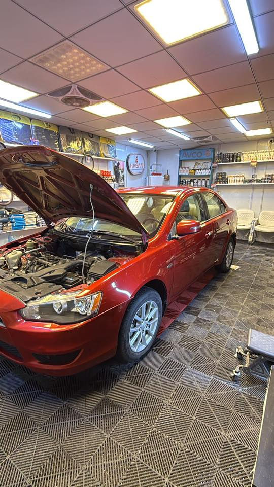 سلام عليكم لانسر موديل 2016 استلام شركه مكفوله ماعده جاملغ امامي مصبوغ  بيه مكانين بارد بسيطات فقط لا غير مواصفات لانسر المعروفه سعر 62$ ورقه وبيه مجال سياره عليه 22 ورقه مطلوبه المصرف وتصير حره ورقه عليك انت تدفعهم مكاني بغداد جديده موبايل ***********
