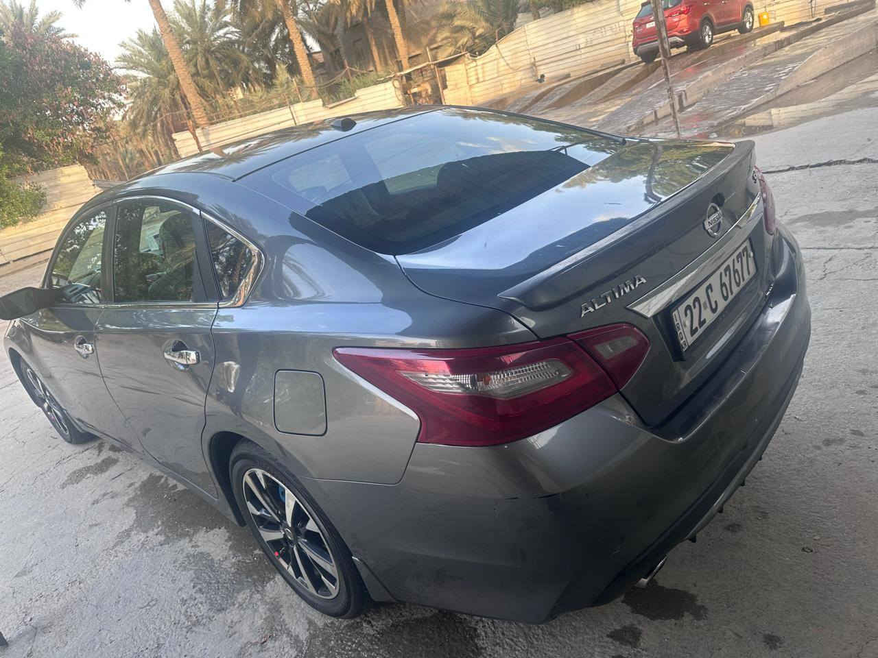 سلام عليكم 
للبيع نيسان التيما رقم اربيل 
السياره فول مواصفات 
موديل ٢٠١٨ 
السعر ١٣٢
صور السونار موجوده بالمنشور 
للاستفسار *********** عنوان السياره بالحله
