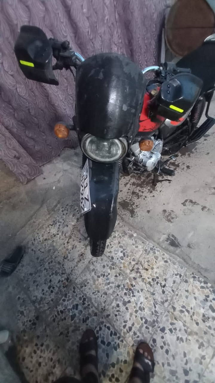 سلام عليكم
بوكسر جبلي  موديل  2021  مرقم بغداد تحويل ثاني يوم   ( عليه محرك سيفان 2025) الدراجه نضيفه   سعرها 1650 وبيها مجال  العنوان بغداد مدينه الصدر 
للاستفسار  اكثر 
***********
