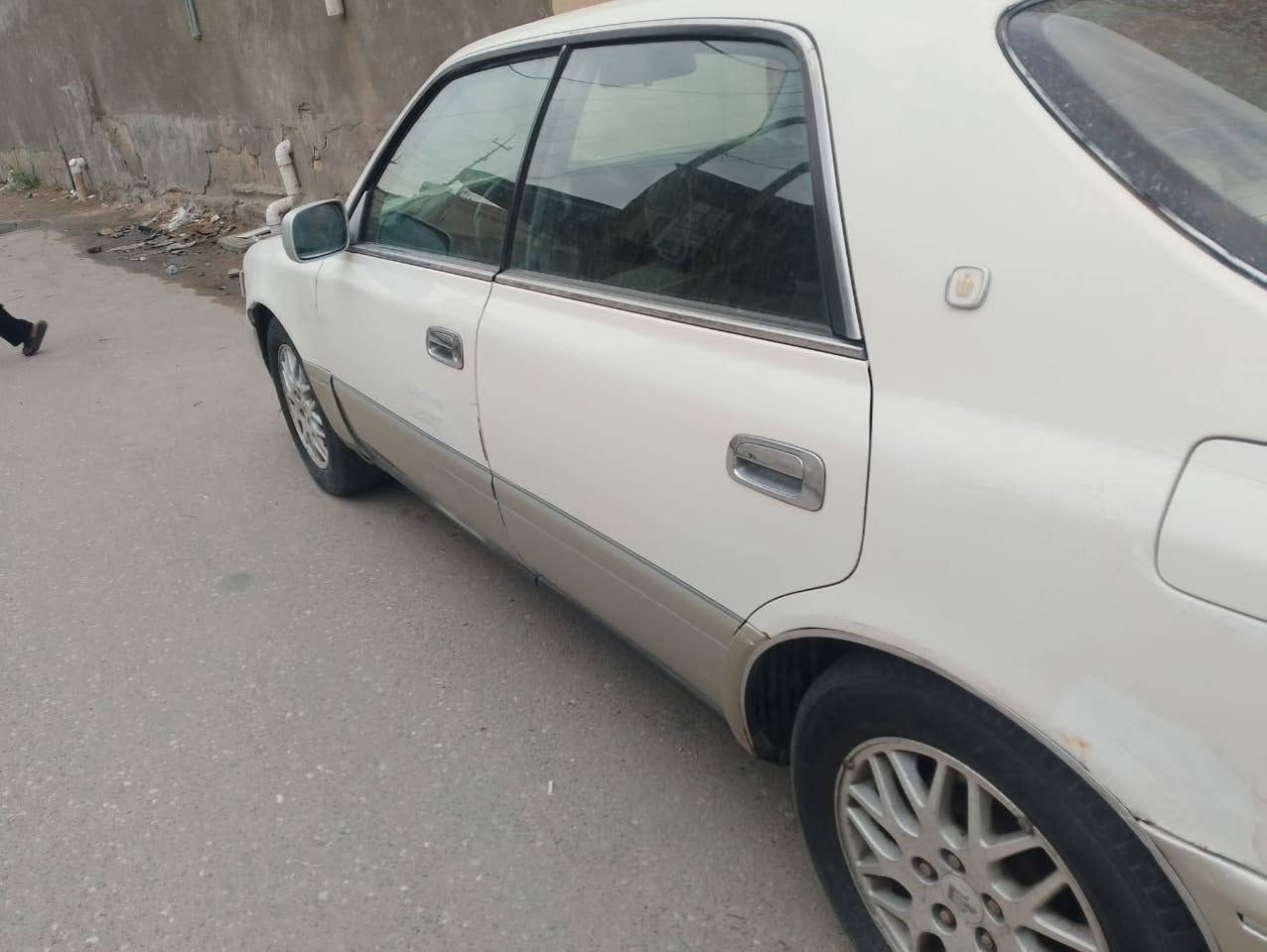 تويوتا ماجستا للبيع موديل 1995
مكفوله من الضربه بيه مكانات صبغ 
محرك كير VVT نضاف
رقم بصره مشروع وطني 
سعره قفل 55
‏‪0770 326 8241‬‏
مكلف بالنشر البصرة, العراق
