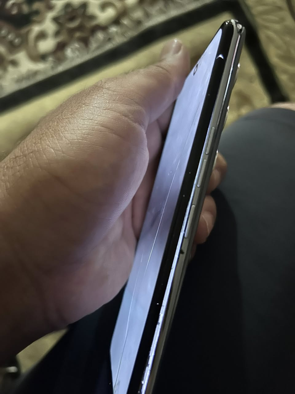 تكنو كامون 40برو 5G  للبيع ناقصه تبديل شاشه فقط الجهاز كله شغال ⭕️ الجهاز وياه كارتونته *********** العنوان كربلاء الحسينيه
