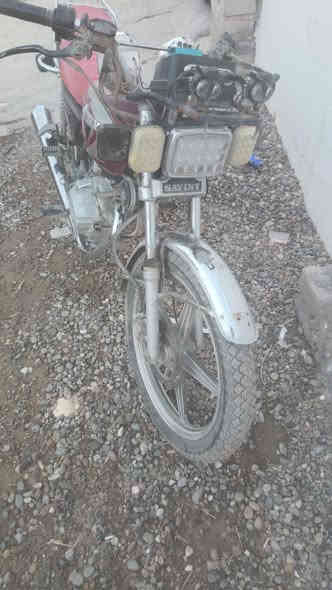 السلام عليكم دراجه ايراني 2020 مجفت جديد عل أيدي وشغل درجه أولى ولاتنقيص ولاتبخير ولادخان السعر ب325 وبيه مجال ولاتصال عل الرقم ***********
