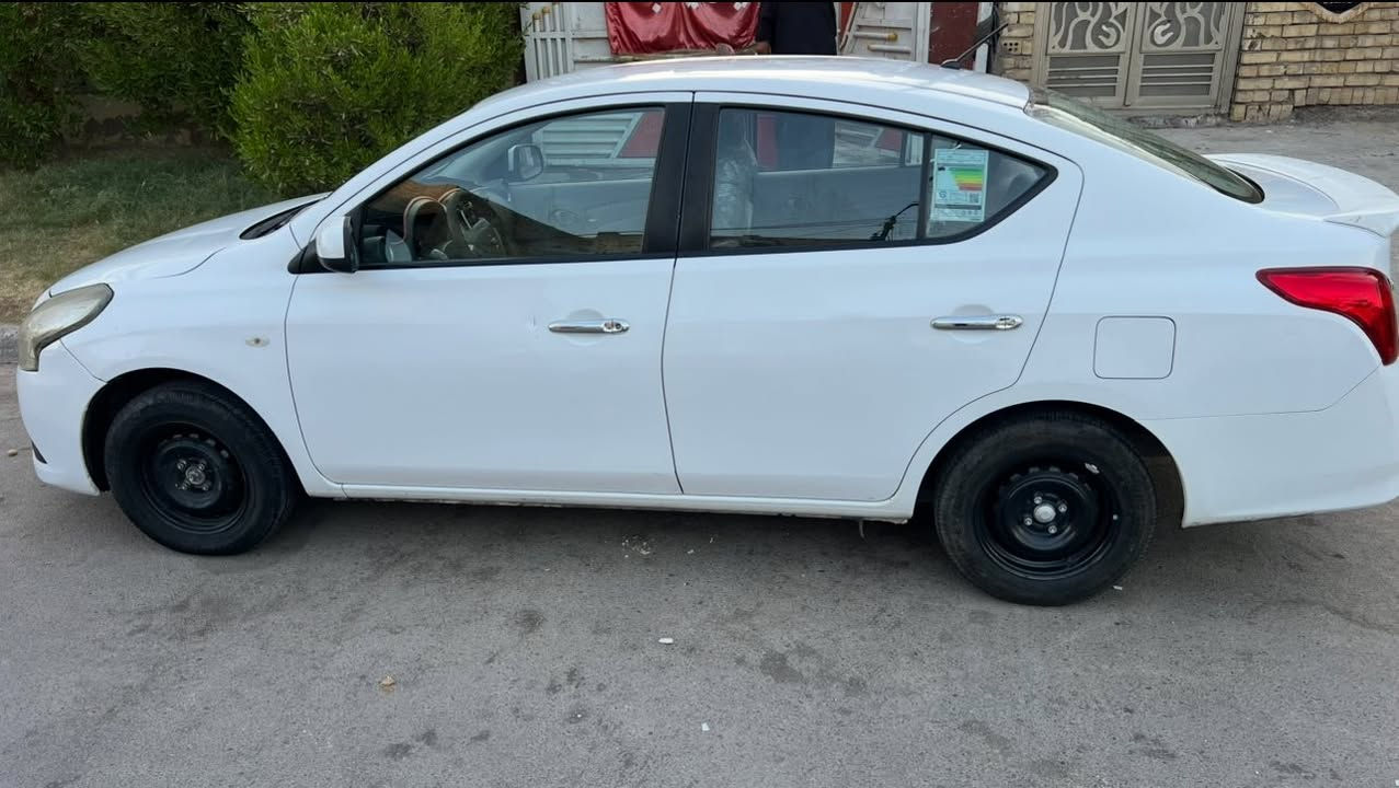 سني ٢٠٢٠ هندي بليتة زرگة بيهه حالوب  وبارد جاملغ امامي مال سايق فقط ماشية ٢٥٠ الف مكينة وكير بحالة جيدة جداً 
رقم سليمانية انكليزي تحويل مباشر
صدر و باتري و زوج تايرات و قايش جديد ودهن مكينة وكير جديد مبدلهن
مكاني بغداد حي اور ***********
السعر ١٠٣ قفل 
نقص جامة امامي فقط تتبدل من تريد تسوي هزة سعر الجامة ٦٠
