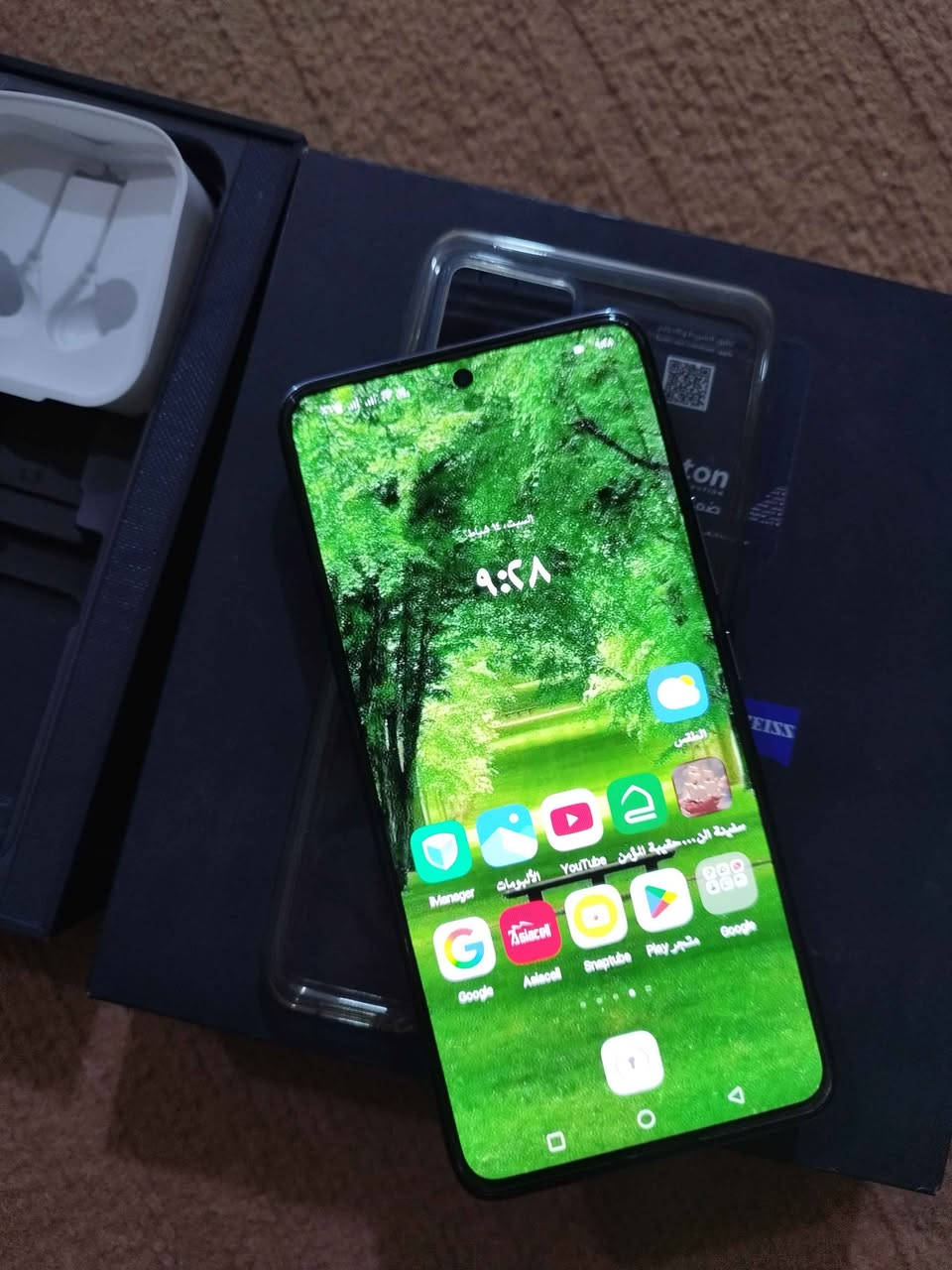 موبايل Vivo X70 5G 
نظافة 💯 % 
ملحقات كاملة أصلية مع بكج هدايا من الشركة كما هو موضح في الصور 

مواصفات الجهاز :

لشاشة  - 120 هرتز Super AMOLED

الذاكرة الداخلية 256 جيجابايت 

الرام أو 12 +8 گيگابايت

الكاميرا 48 + 12 + 12 ميجابكسل

المعالج MediaTek Dimensity 1200 5G

البطارية4400 مللي أمبير - 44 واط

السعر 340
العنوان / البصرة .
لا يوجد توصيل البصرة, العراق


**إذا كنت صاحب هذا الإعلان وتريد حذفه لأي سبب، رجاءا أرسل رسالة إلى الدعم الفني**