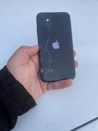 آيفون ١١ • ١٢٨ • بطارية ٨٦