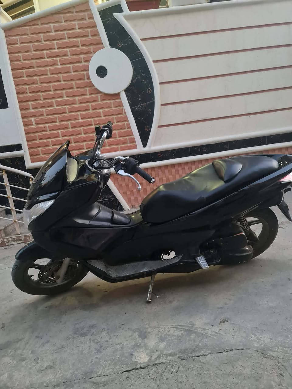 دراجه البيع بيس اكس جيل الاول سعر مليون 250بيها مجال عنون ديالى بعقوبه تقاطع الساده رقم ***********
