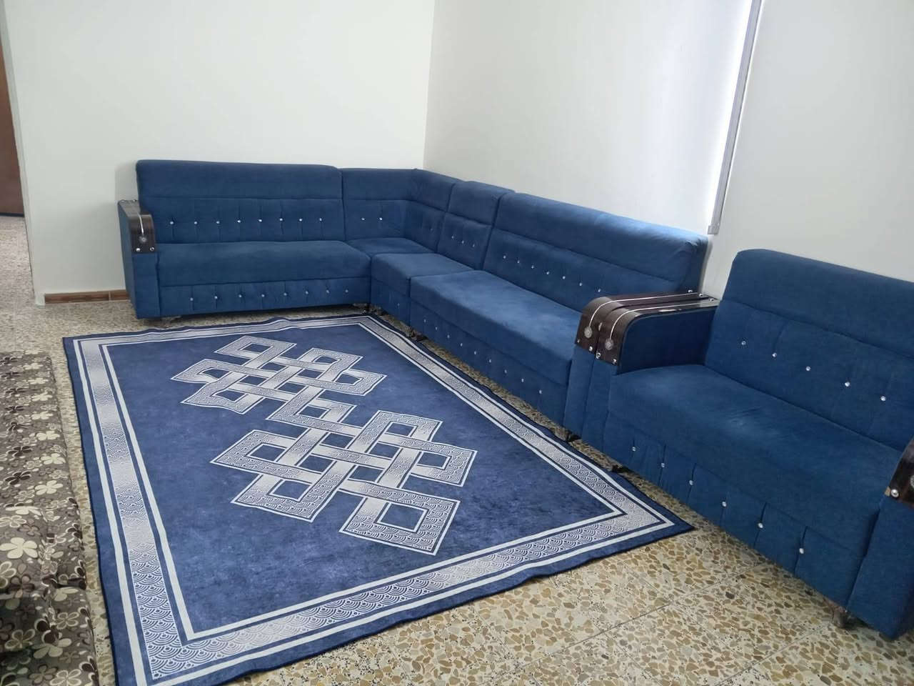السلام عليكم عندي ديوان ١٠ مقاعد ٢٥٠  بغداد العامريه


**إذا كنت صاحب هذا الإعلان وتريد حذفه لأي سبب، رجاءا أرسل رسالة إلى الدعم الفني**