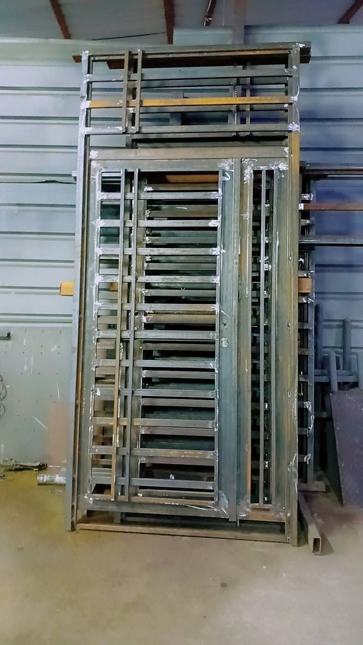 سلام عليكم
معمل حداده عامه 
مستعدون العمل جميع عمال حداده 
بواب وشبابيك ومحجرات وكرفانات 
بسعار مناسبه حديد كله ثقيل 
اي ستفسار تعال خاص


**إذا كنت صاحب هذا الإعلان وتريد حذفه لأي سبب، رجاءا أرسل رسالة إلى الدعم الفني**