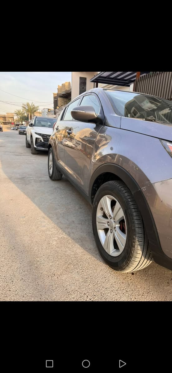 سلام عليكم
سبورتج 2013 كوري
مواصفات
مكينه 2000 دوش
باقي تفاصيل موجوده بالسونار
السعر 128
رقم بغداد 
الرقم كامل جديد 
للاستفسار الاتصال على الرقم واتساب ***********
