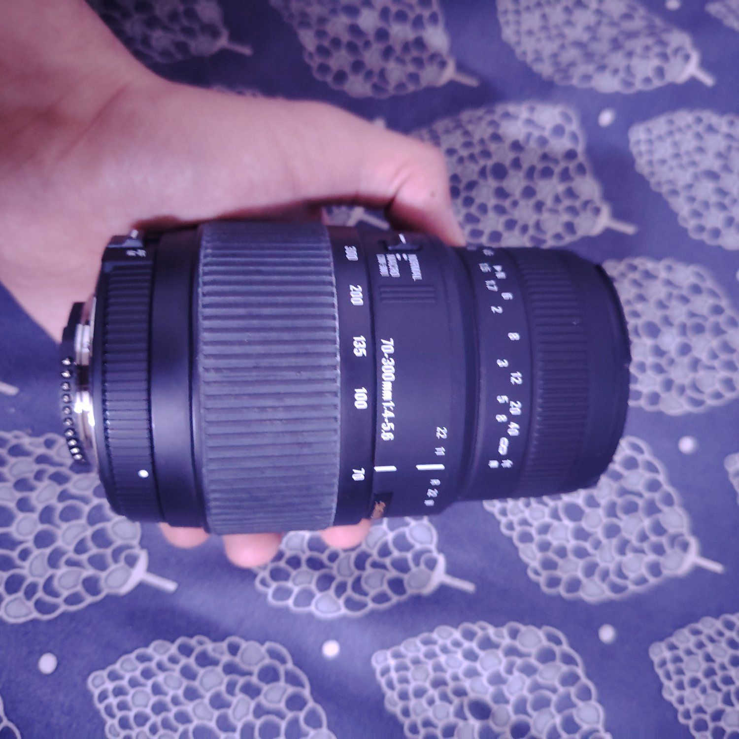 سلام عليكم
زوم رياضي 70_300 نيكون للبيع استعمال فقط 3 مرات، شغال اوتو ومنوال
السعر 115 الف وبيها مجال بسيط
ومتوفر شركات توصيل


**إذا كنت صاحب هذا الإعلان وتريد حذفه لأي سبب، رجاءا أرسل رسالة إلى الدعم الفني**