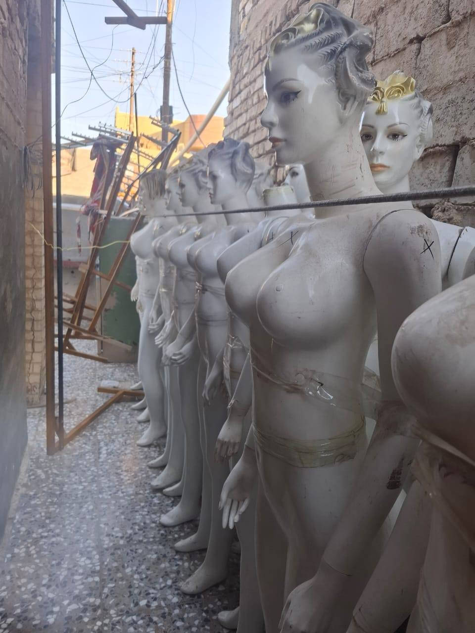 السلام عليكم مليكانات نضافه 90 بلميه
ابيع شلع لوحده ع 50 عنوان بغداد ابو غريب اي نقص مابيهن كلهن نضيفات مابيهن اي كسر او نقص شراي يتصل *********** واتساب
