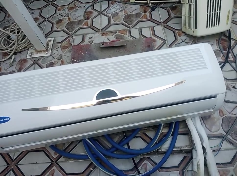 5سبلت للبيع 2طن ونص 3طنين عنوان كلار ***********
