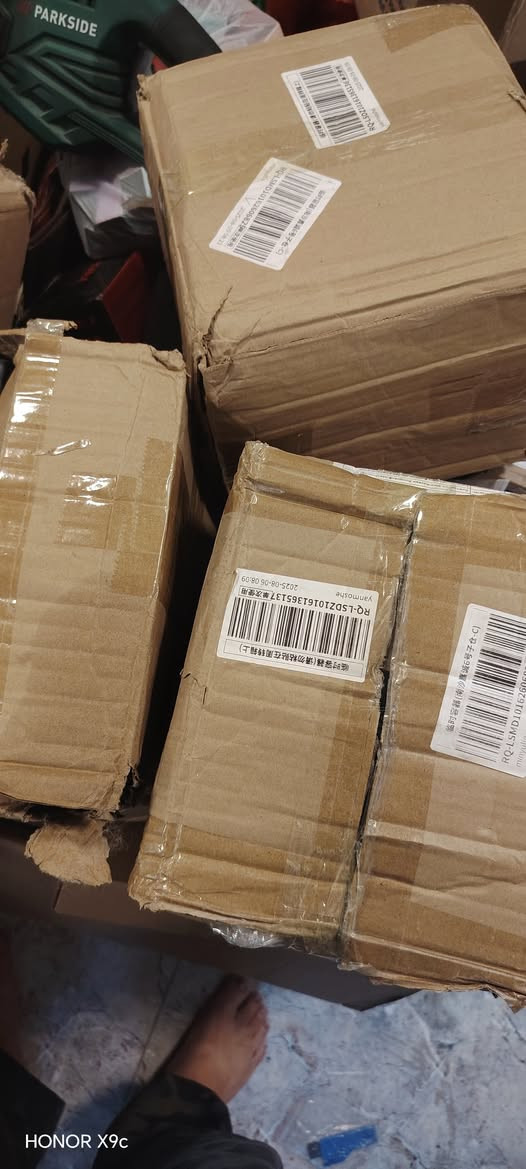 ثلاث كراتين كل كارتونة بيها 30 قطعة سياج حدائق شكل اسمنتي كلهن 20


**إذا كنت صاحب هذا الإعلان وتريد حذفه لأي سبب، رجاءا أرسل رسالة إلى الدعم الفني**