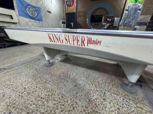 سلام عليكم ميز بليارد سوبر ماستر تك شاصي كامل مع كيوب عدد ٢ و كامل ملحقات السعر 600 الف العنوان الامين الثانيه قرب اسواق الشارقه تواصل ***********
