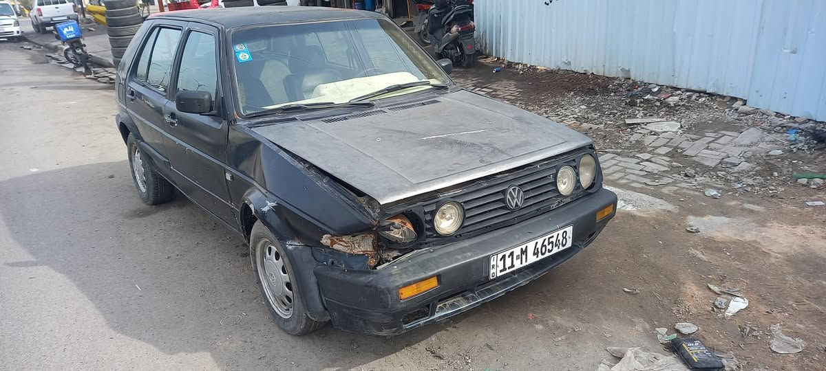 للبيع رقم بغداد دولي باسمي مكان السيارة بغداد الطالبية *********** السعر ٢٨
